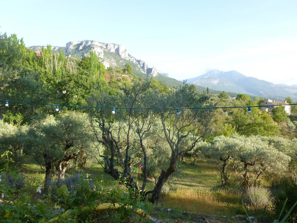 Bed and Breakfast La Clorinde Moustiers-Sainte-Marie Zimmer foto